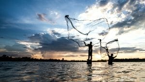 IN MKWIRO, A MAST IS BRINGING FISHERMEN HOME